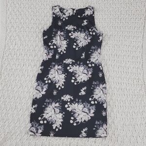 Lori M Collection Floral Shift Dress- Large